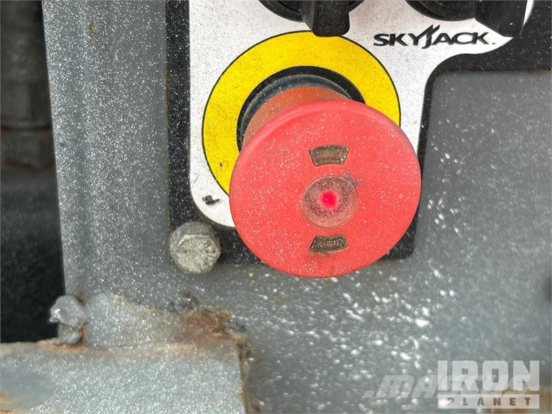 SkyJack SJIII3226 Electric Scissor Lift Käärtõstukid