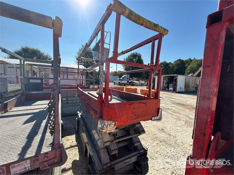 SkyJack SJIII3226 Electric Scissor Lift Elevadores de tesoura
