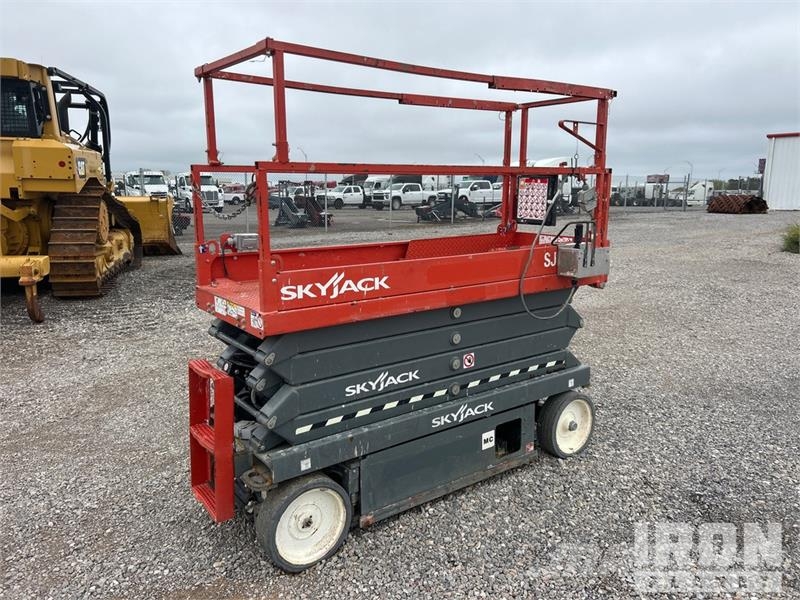 SkyJack SJIII3226 Electric Scissor Lift Käärtõstukid