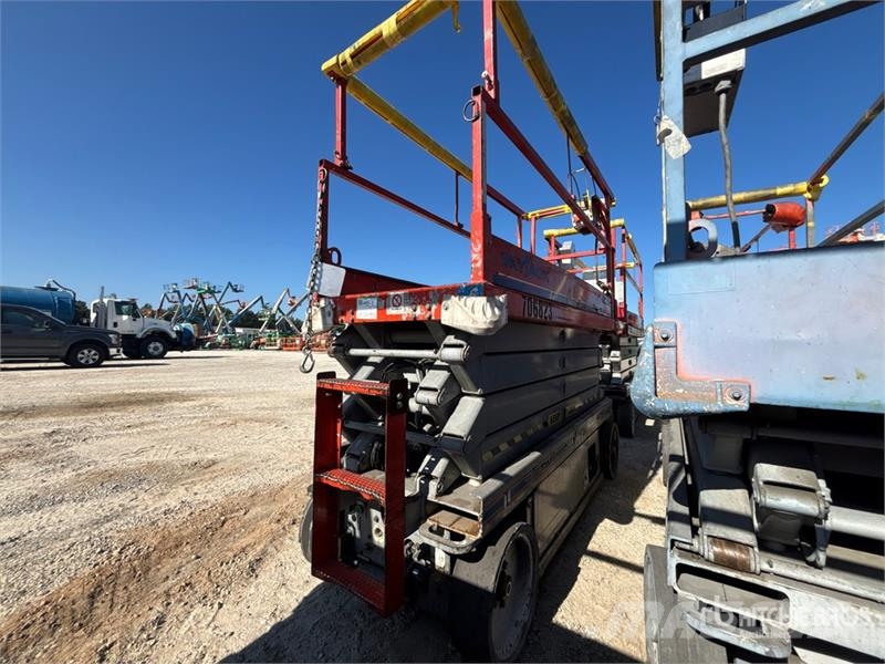 SkyJack SJIII3226 Electric Scissor Lift Elevadores de tesoura