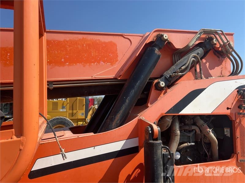 SkyTrak 10042 Telescopic handlers