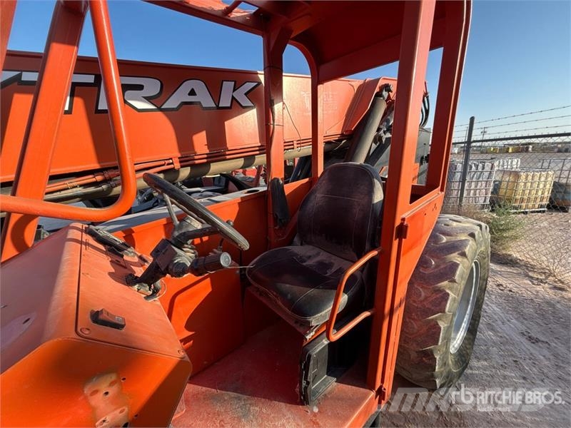 SkyTrak 10054 Telescopic handlers