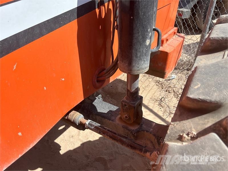 SkyTrak 10054 Telescopic handlers