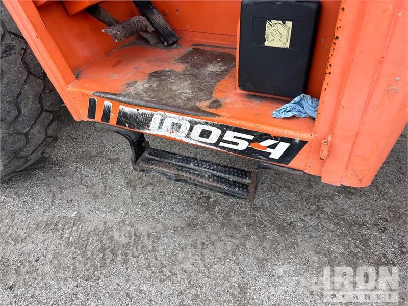 SkyTrak 10054 Telescopic handlers