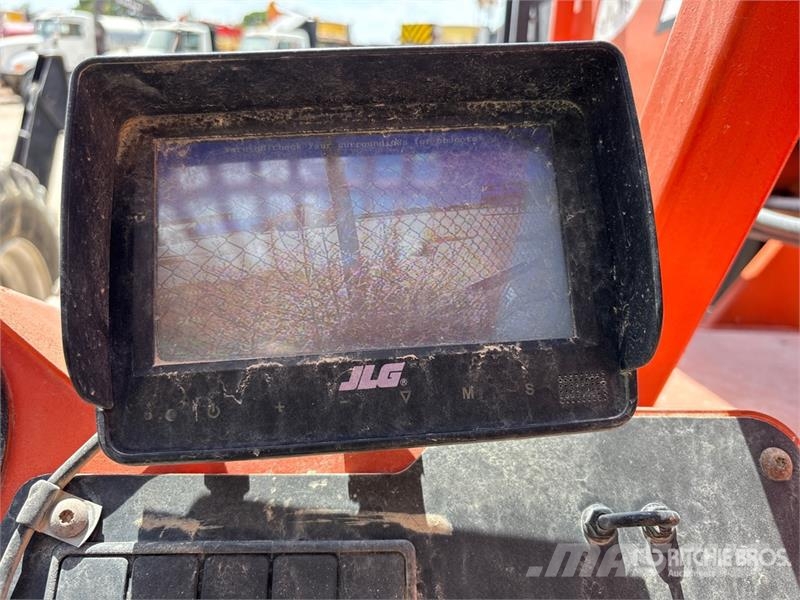 SkyTrak 10054 Telescopic handlers