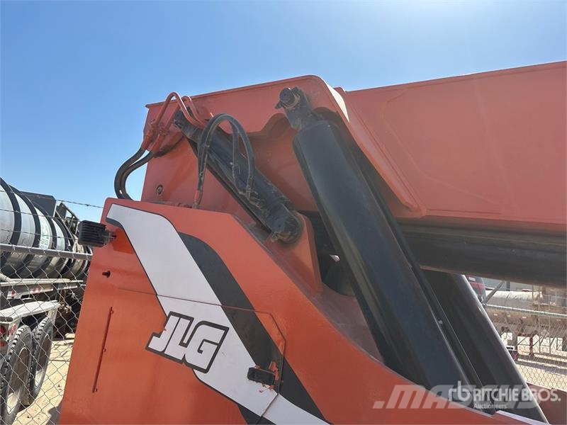SkyTrak 10054 Telescopic handlers