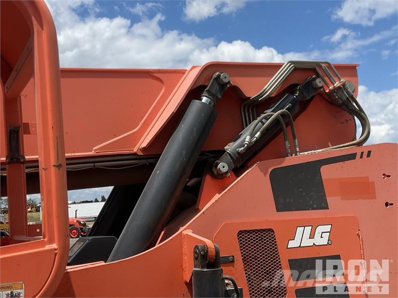 SkyTrak 10054 Telescopic handlers