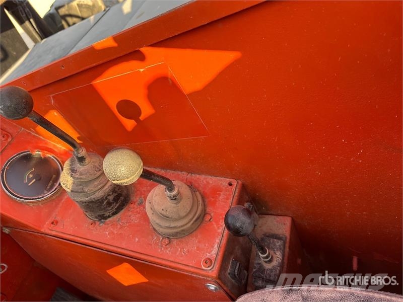 SkyTrak 10054 Telescopic handlers