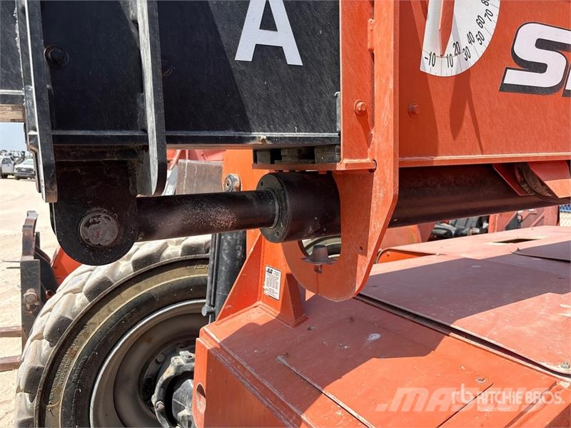 SkyTrak 10054 Telescopic handlers