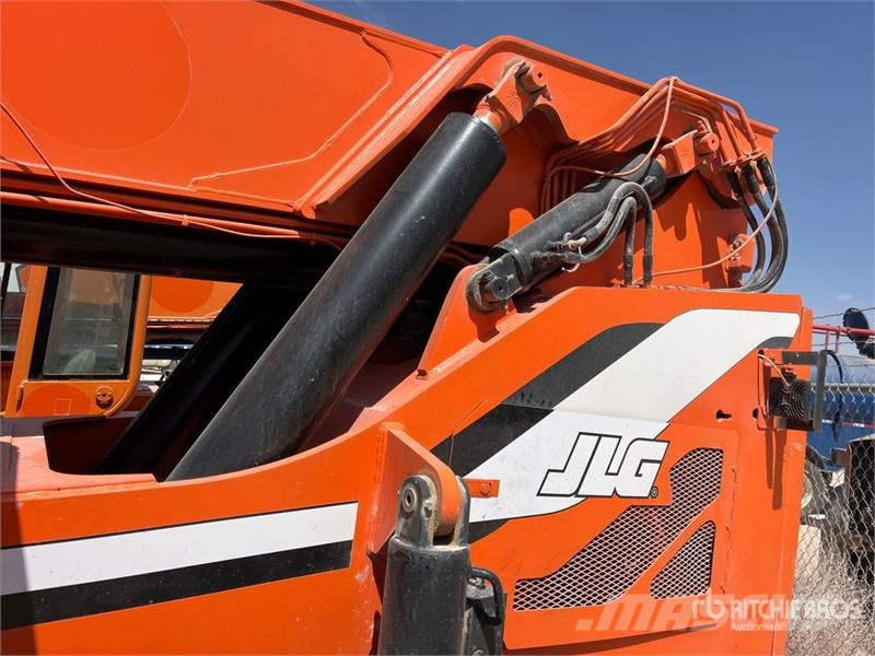 SkyTrak 10054 Telescopic handlers