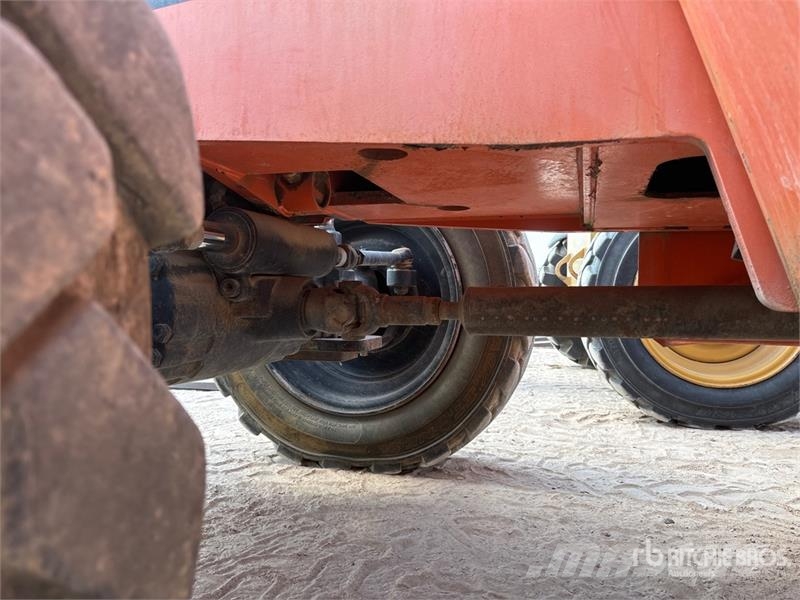 SkyTrak 10054 Telescopic handlers