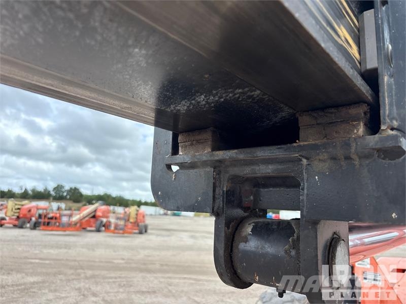SkyTrak 10054 Telescopic handlers