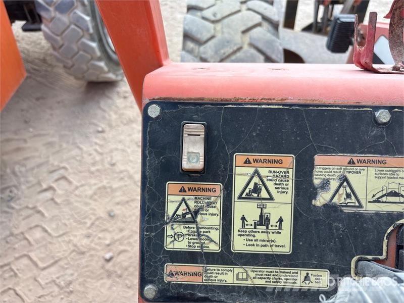 SkyTrak 10054 Telescopic handlers