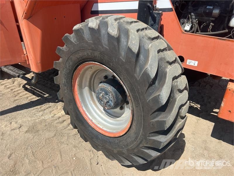 SkyTrak 10054 Telescopic handlers
