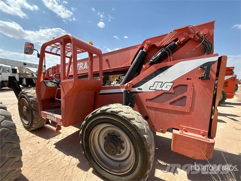 SkyTrak 10054 Telescopic handlers