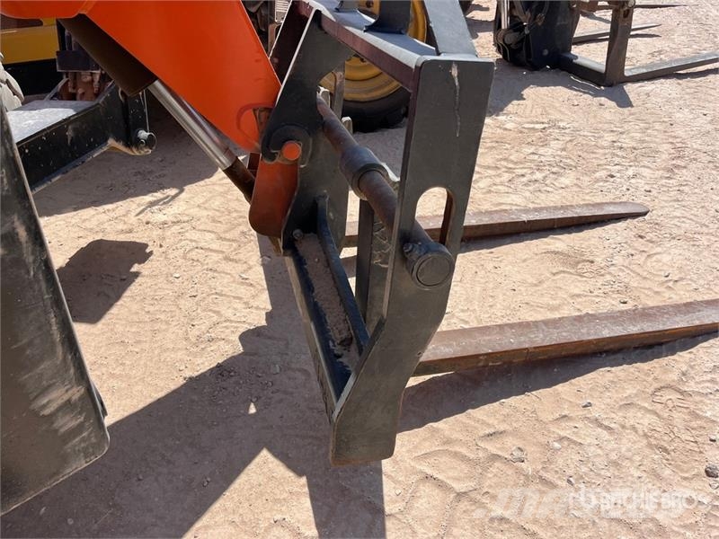 SkyTrak 10054 Telescopic handlers