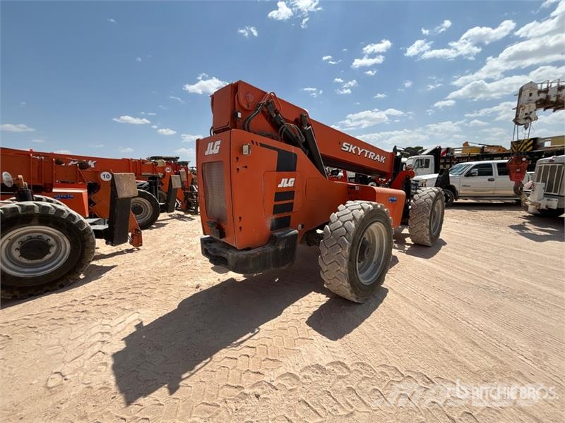 SkyTrak 10054 Telescopic handlers