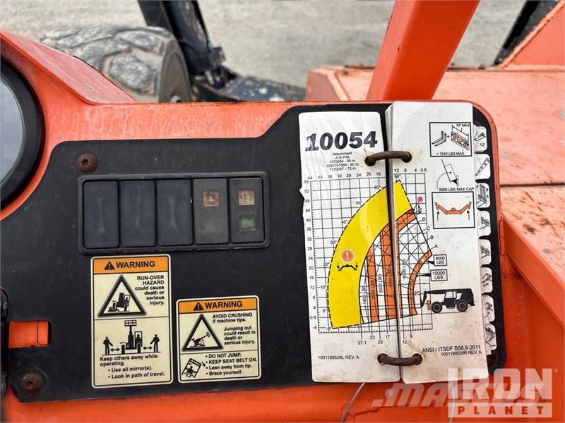 SkyTrak 10054 Telescopic handlers