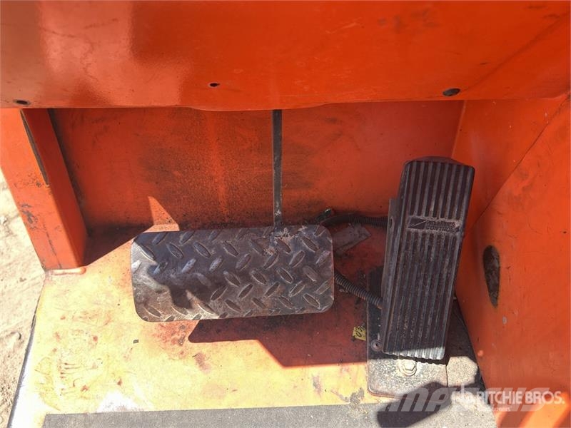 SkyTrak 10054 Telescopic handlers