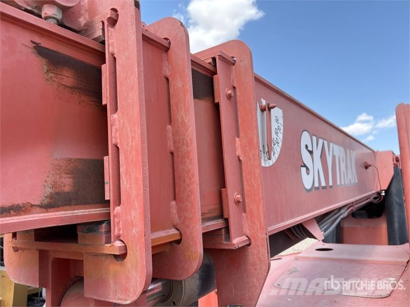 SkyTrak 10054 Telescopic handlers