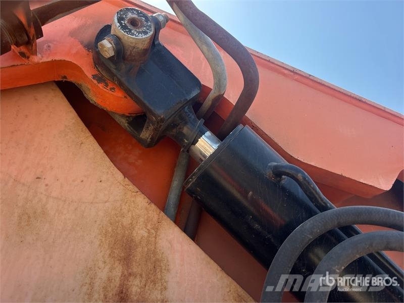 SkyTrak 10054 Telescopic handlers
