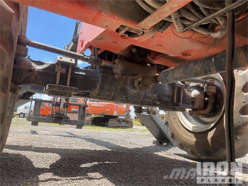 SkyTrak 10054 Telescopic handlers