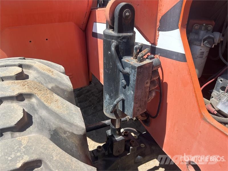 SkyTrak 10054 Telescopic handlers
