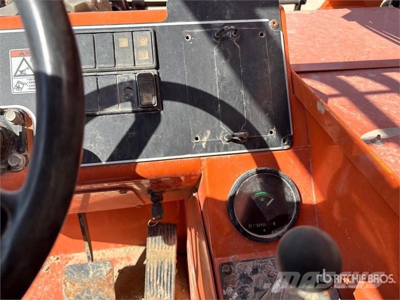 SkyTrak 10054 Telescopic handlers