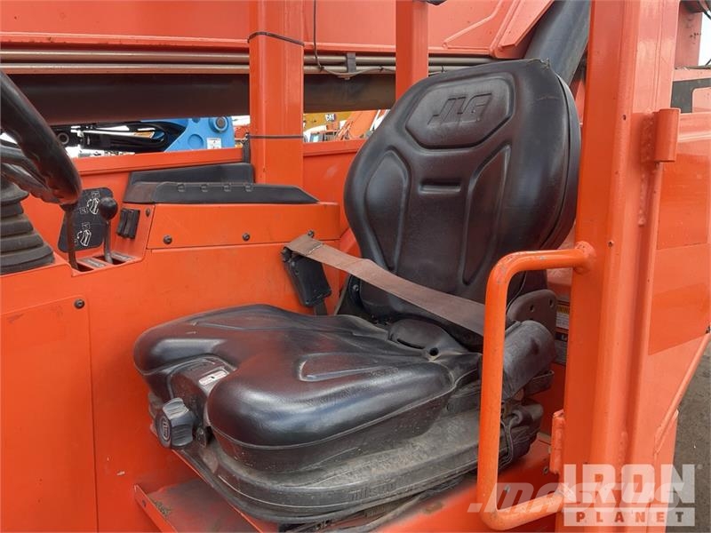 SkyTrak 10054 Telescopic handlers
