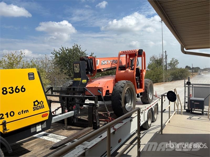 SkyTrak 6036 Telehandler Telescopic handlers