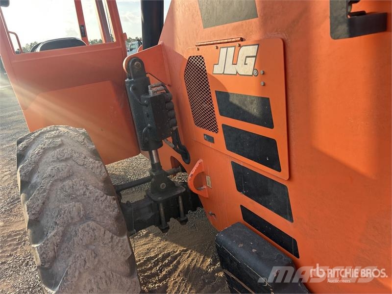 SkyTrak 6042 Teleskopski viličarji