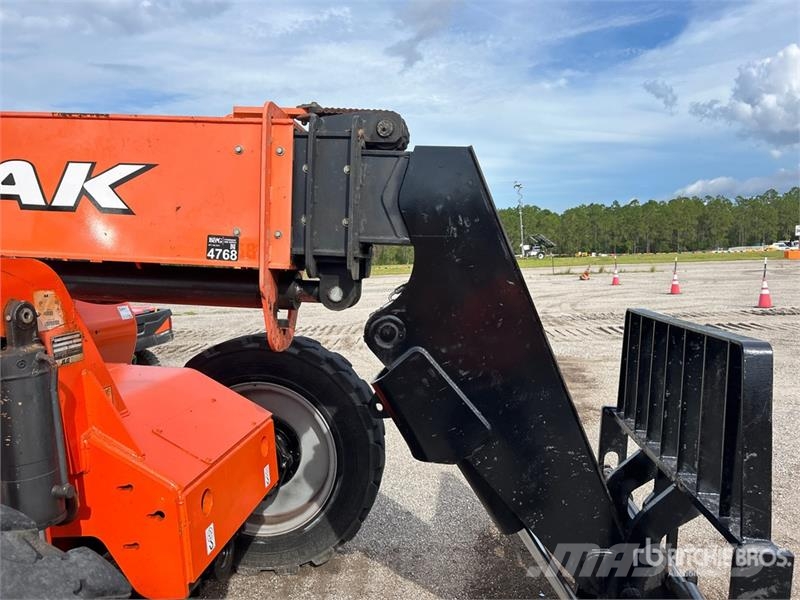 SkyTrak 6042 Teleskoplader