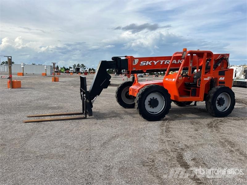 SkyTrak 6042 Teleskoplader