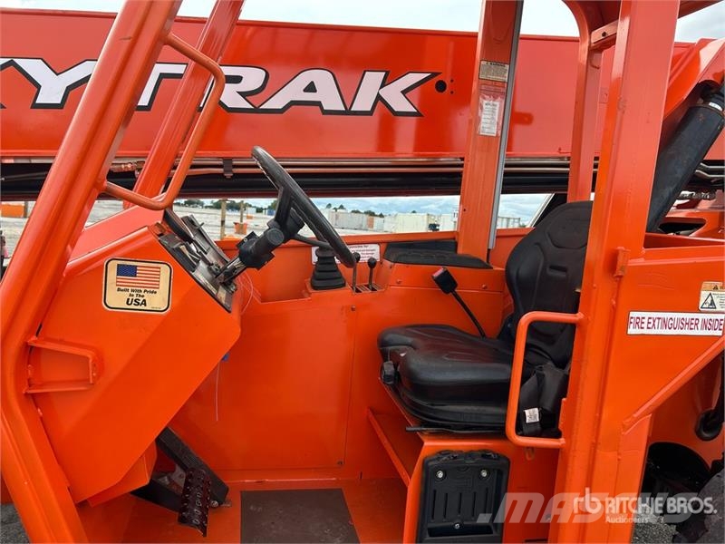 SkyTrak 6042 Teleskoplader