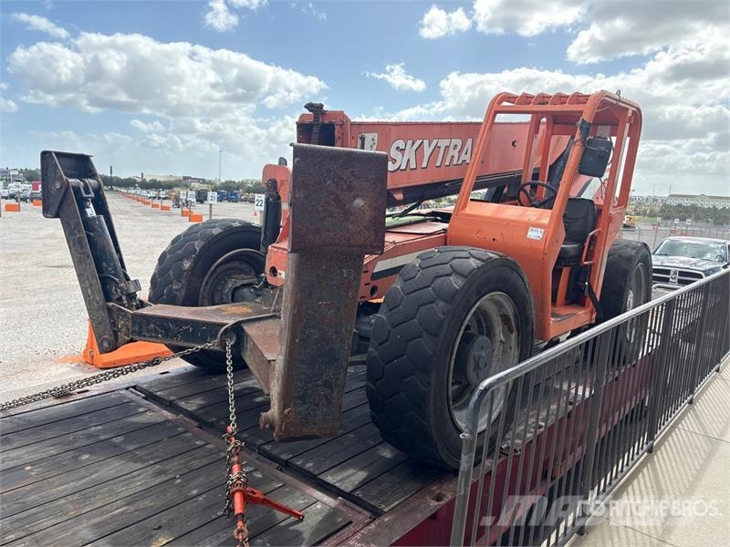 SkyTrak Telehandler Teleszkópos rakodók