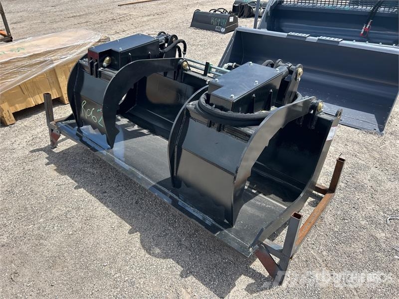 Skyway BSSHG-1720 68 in Skid Steer Grapple Bucket 집게