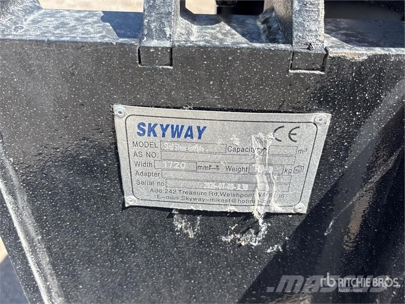 Skyway BSSHG-1720 68 in Skid Steer Grapple Bucket 抓斗