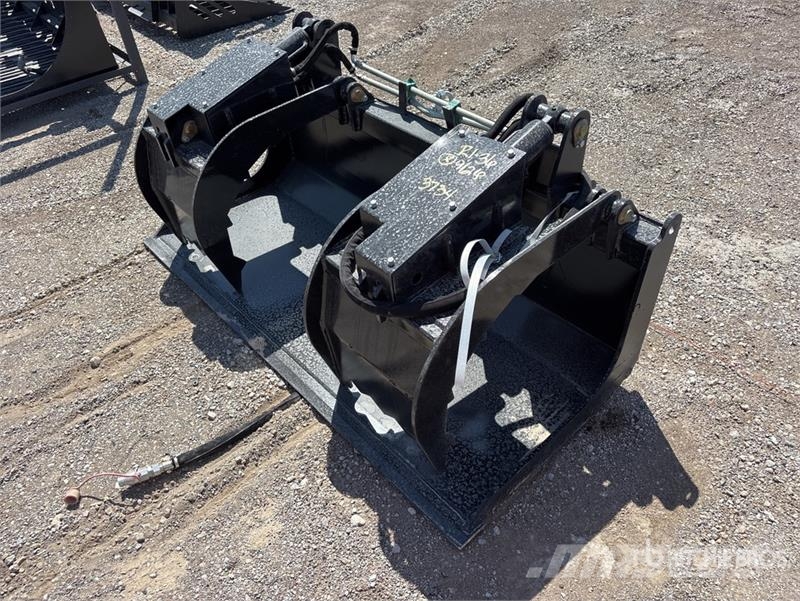 Skyway BSSHG-1720 68 in Skid Steer Grapple Bucket 抓斗