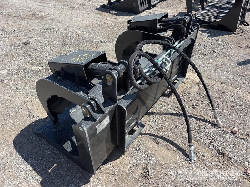 Skyway BSSHG-1720 68 in Skid Steer Grapple Bucket 抓斗