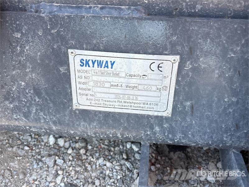 Skyway WBCT-4IN1 74 in Multi-Purpose Skid Steer Bu Godet