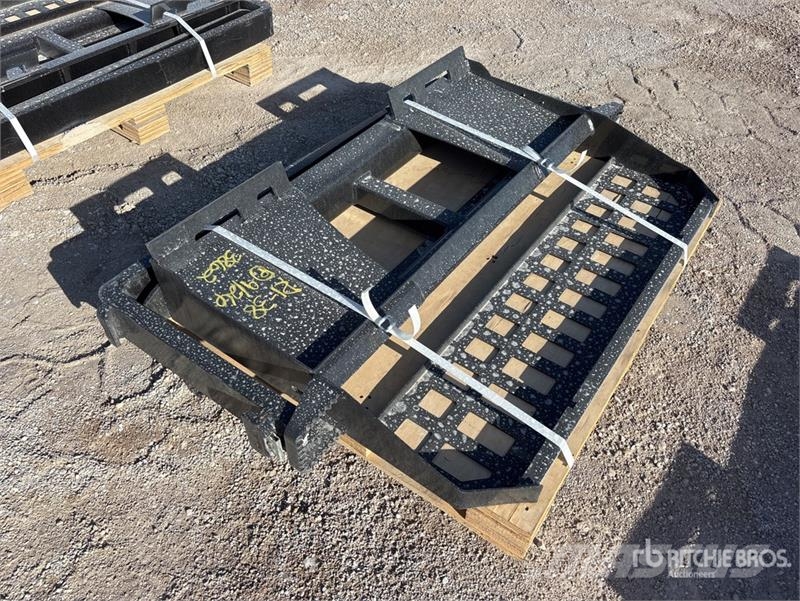 Skyway WSSBF-1150 45 in Skid Steer Forks (Unused) フォーク