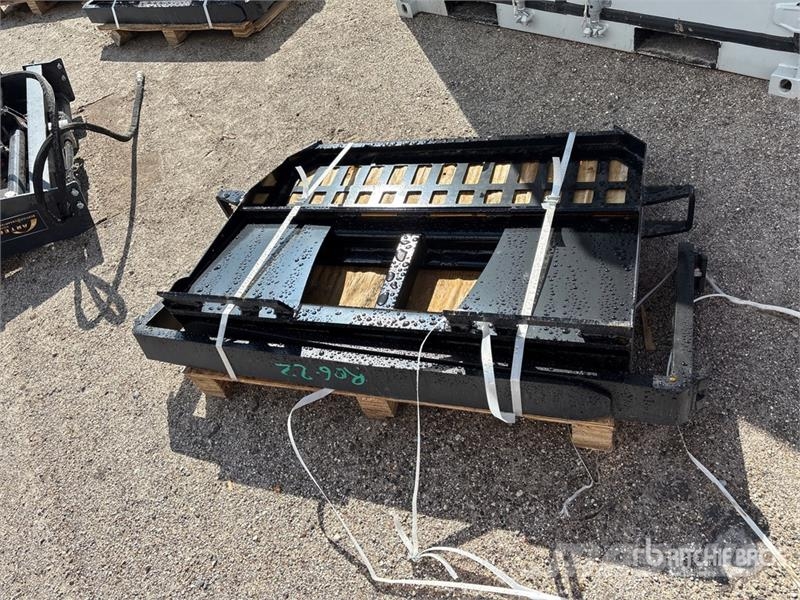Skyway WSSBF-1150 45 in Skid Steer Forks (Unused) Δικράνες