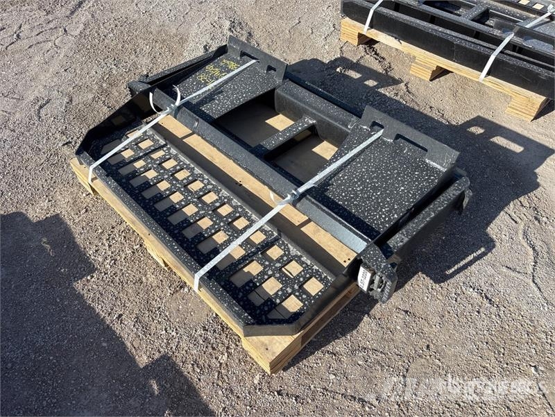 Skyway WSSBF-1150 45 in Skid Steer Forks (Unused) フォーク