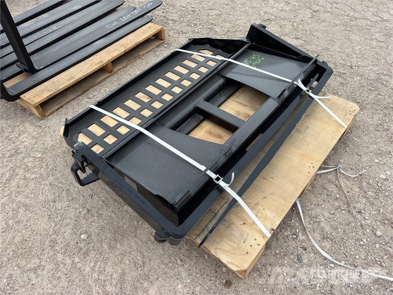 Skyway WSSBF-1150 45 in Skid Steer Forks (Unused) Građevinarske viljuške