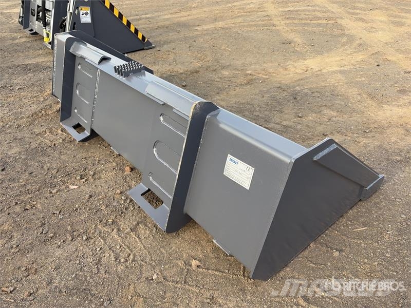  Skyway WSSGB-2000 78 in Skid Steer Bucket (Unused) Buckets