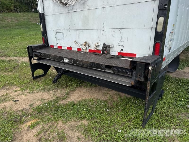 Smyrna BAV2601020102 102 in x 26 ft Van Body 車廂
