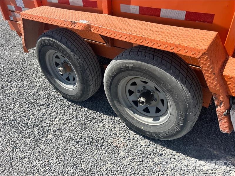 Snake DMP610 10 ft T/A Dump Utility Trailer Bañera