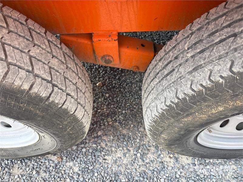 Snake DMP610-7K HD 10 ft T/A Dump Utility Trailer Bañera