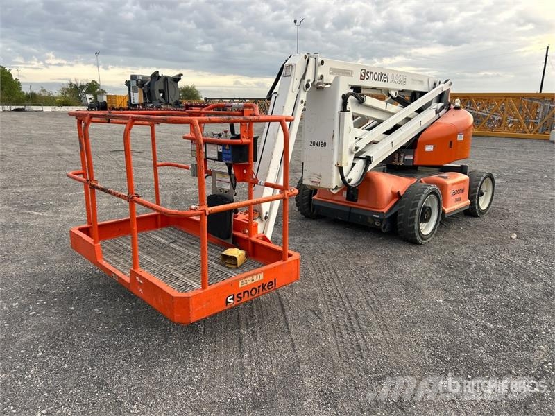 Snorkel A46JE 2WD Electric Articulating Boom Lift (Inopera Articulated boom lifts