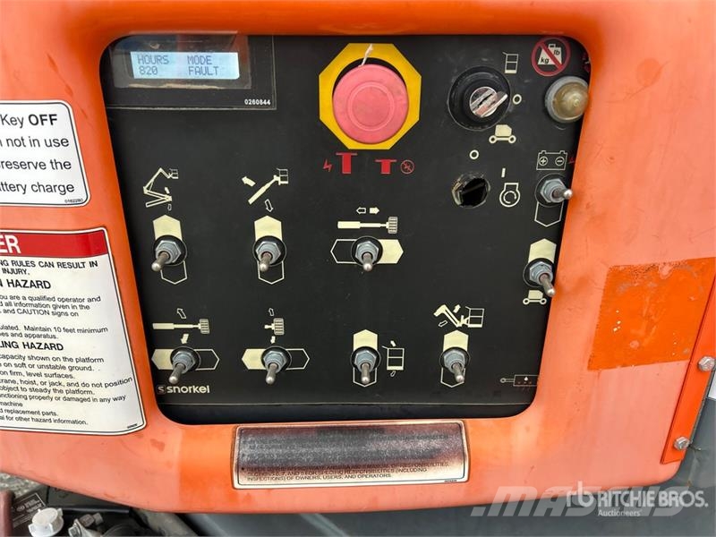 Snorkel A46JE 2WD Electric Articulating Boom Lift (Inopera Articulated boom lifts